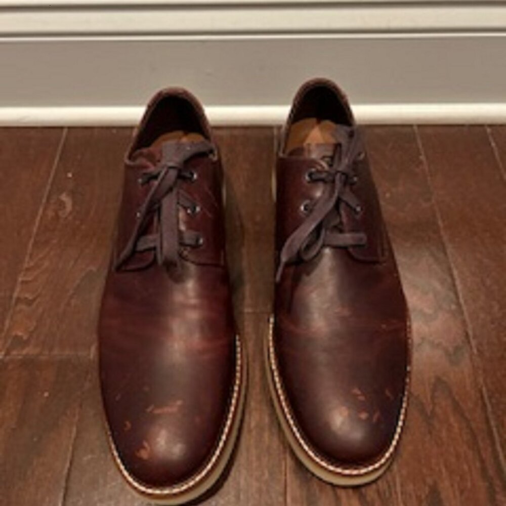Men's Shoes Dunham Brown Size 10.5M Lace Up Extra Light Dress or Casual Shoe